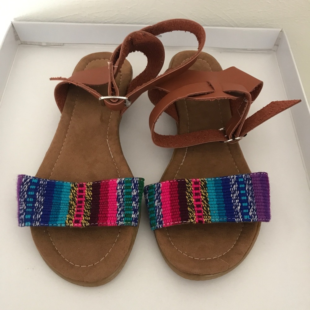 💸💸💸SOLD💸💸💸 Guatemalan Multi Colored Sandal